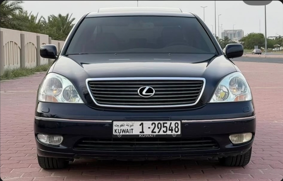 البيع لكزس 2001 وارد الساير 430LS فل ابشن فتحة ابواب شغط سيوفس منتظم السيرفس القادم بعد ٥٠٠٠ عداد ٢٥٨ الف موصفات خيالية فتحة كراسي كهرباء جلد تبريد تدفئة مساج مرايات