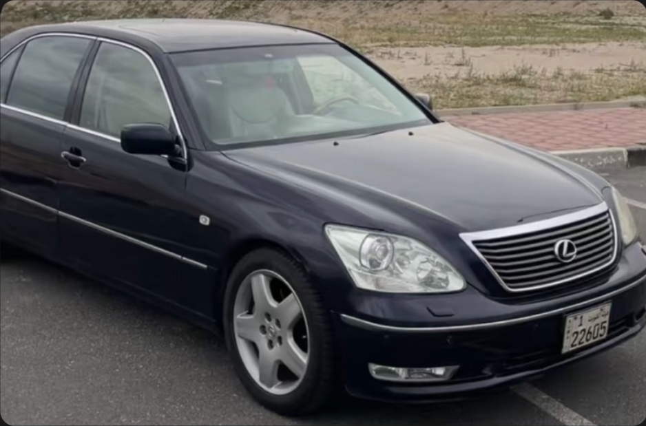 البيع لكزس 2001 وارد الساير 430LS فل ابشن فتحة ابواب شغط سيوفس منتظم السيرفس القادم بعد ٥٠٠٠ عداد ٢٥٨ الف موصفات خيالية فتحة كراسي كهرباء جلد تبريد تدفئة مساج مرايات