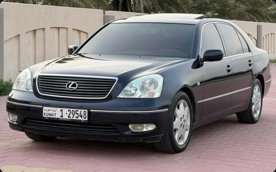 البيع لكزس 2001 وارد الساير 430LS فل ابشن فتحة ابواب شغط سيوفس منتظم السيرفس القادم بعد ٥٠٠٠ عداد ٢٥٨ الف موصفات خيالية فتحة كراسي كهرباء جلد تبريد تدفئة مساج مرايات