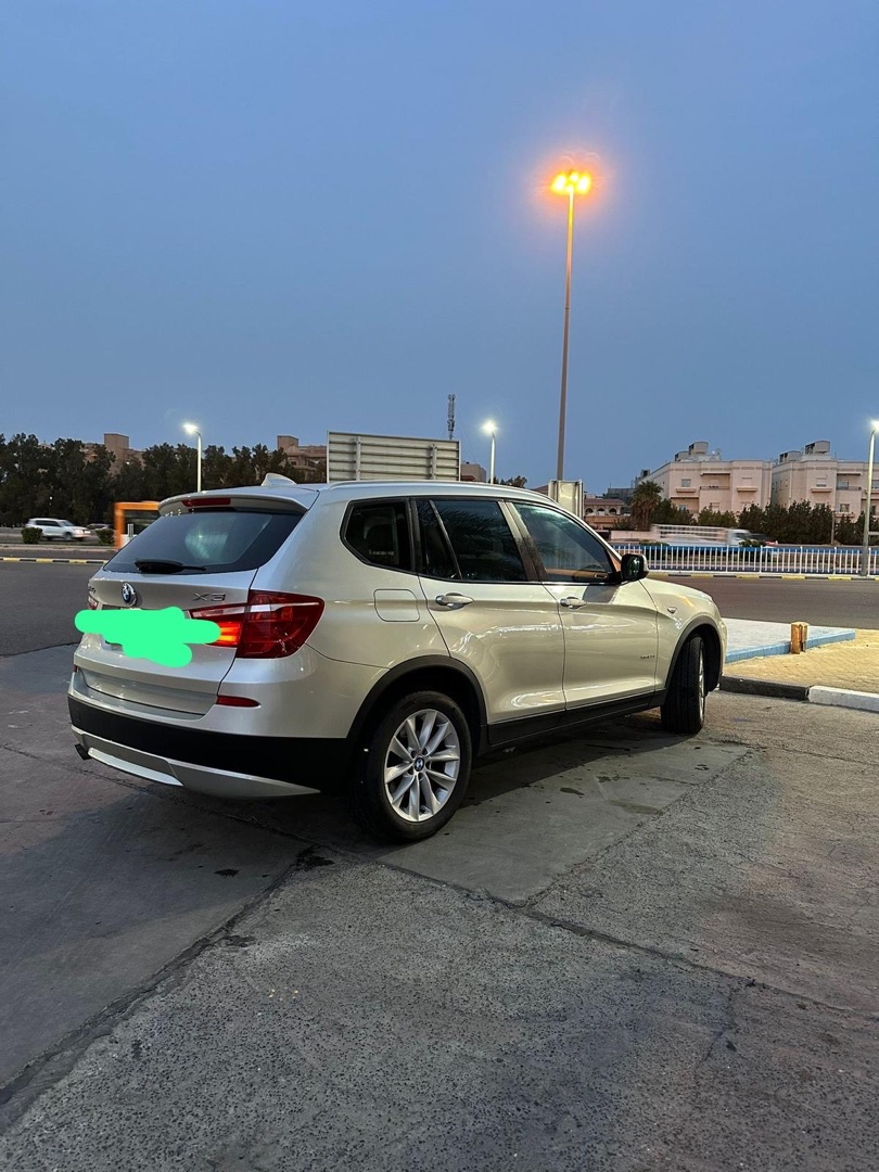 للبيع bmw x3 2012