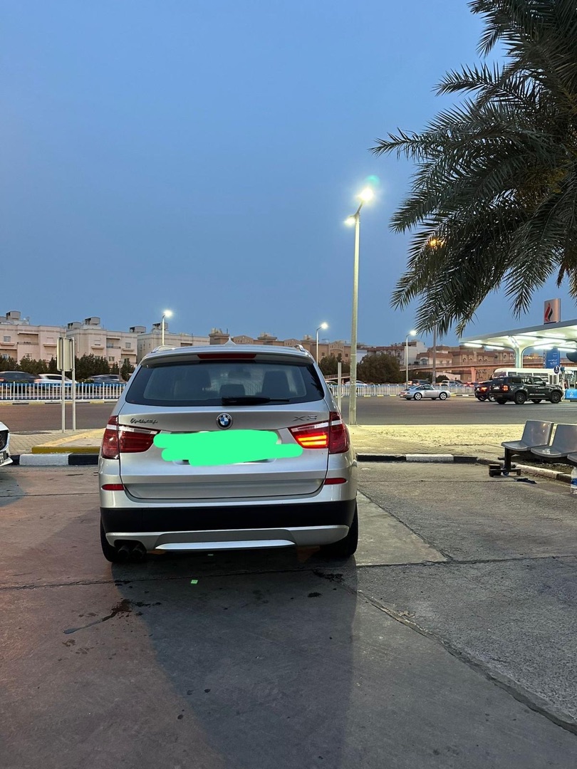 للبيع bmw x3 2012