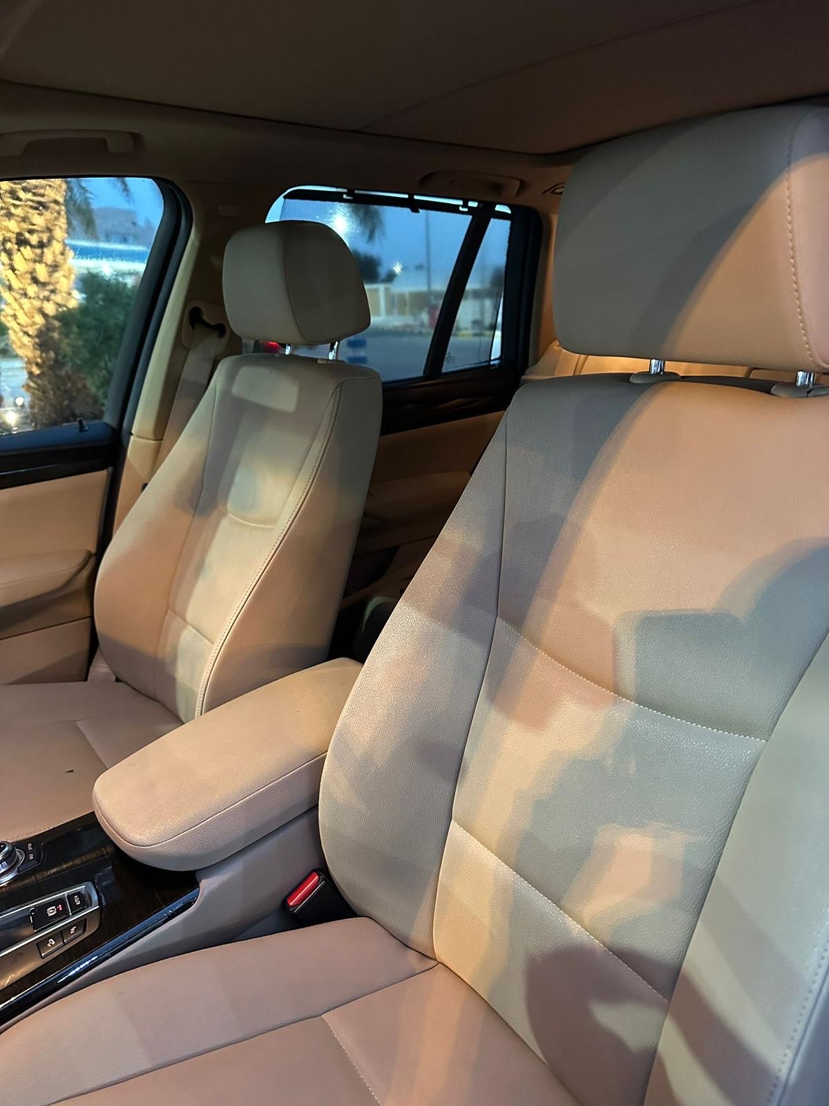 للبيع bmw x3 2012