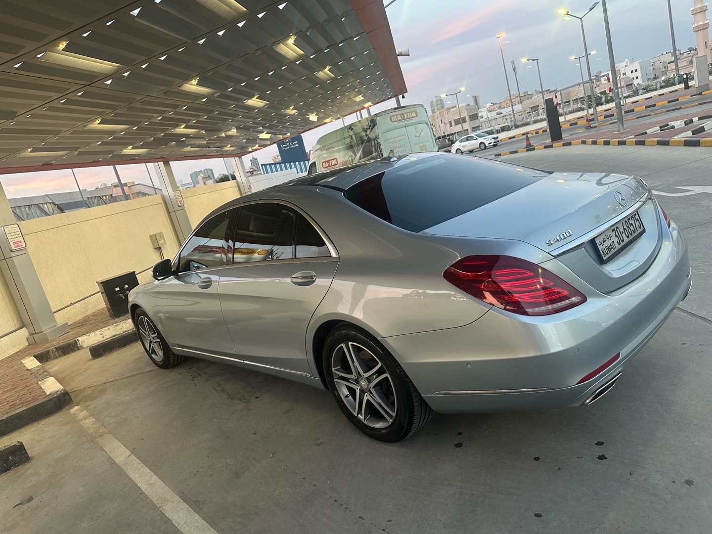 للبيع مرسيدس S400 L