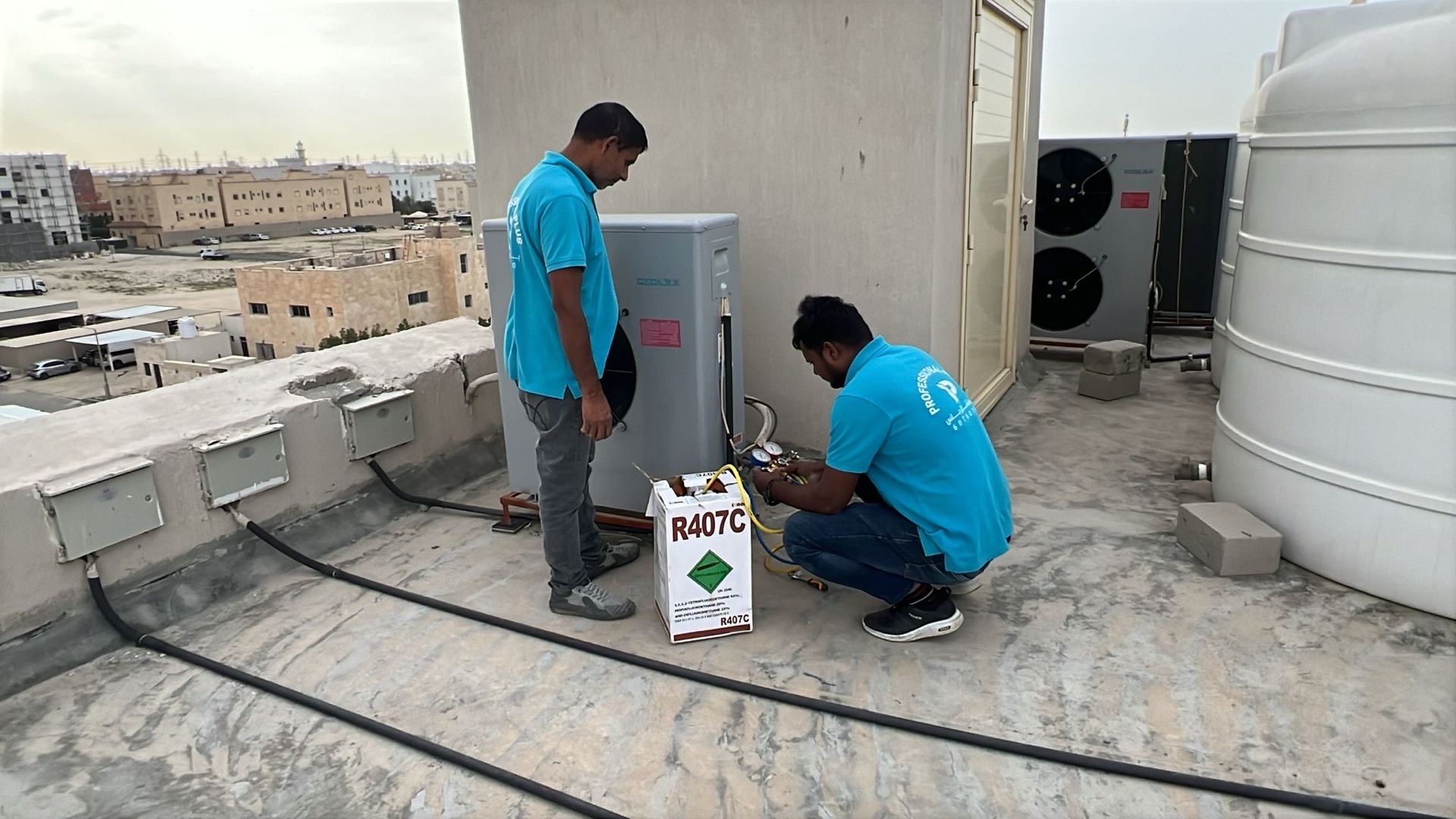 تصليح تكييف مركزي ووحدات فني هندي بكفالة