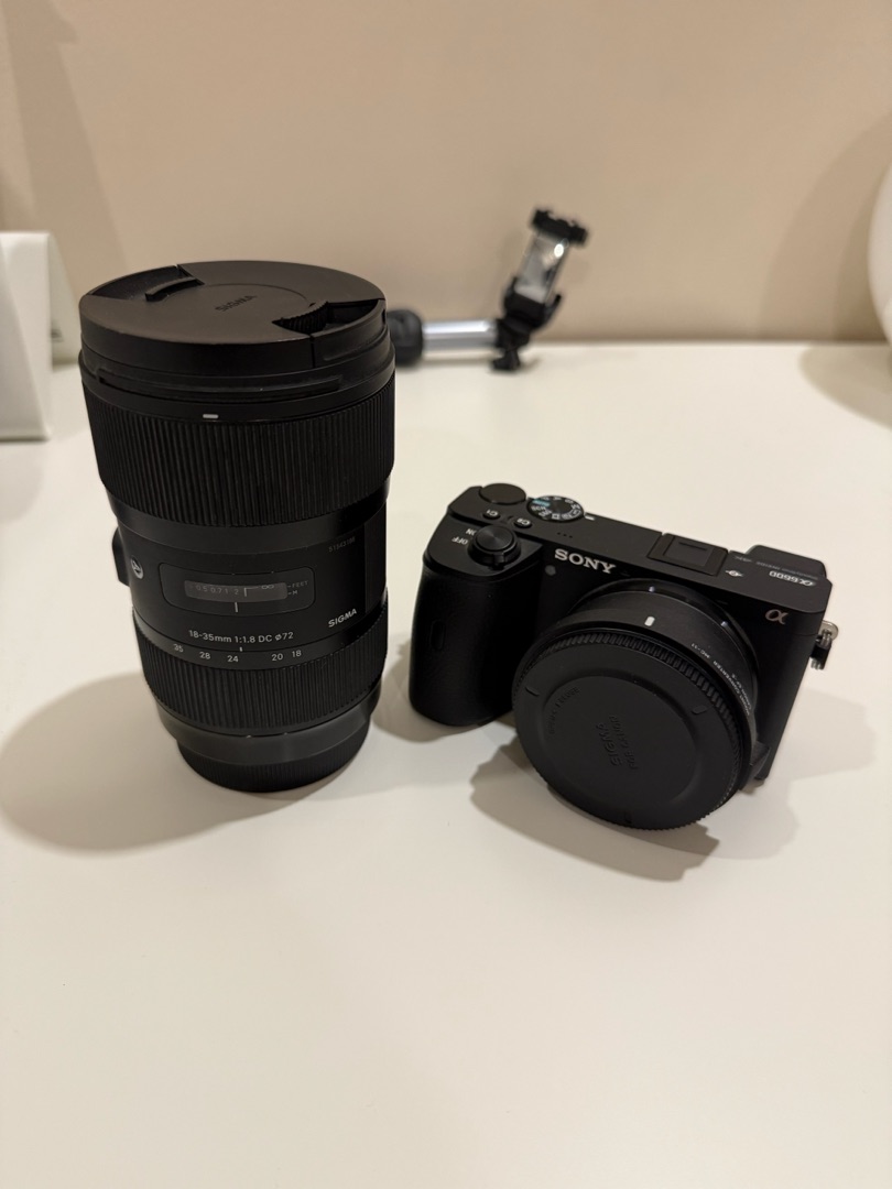 للبيع كاميرا Sony a6600+ عدسة Sigma 18-35