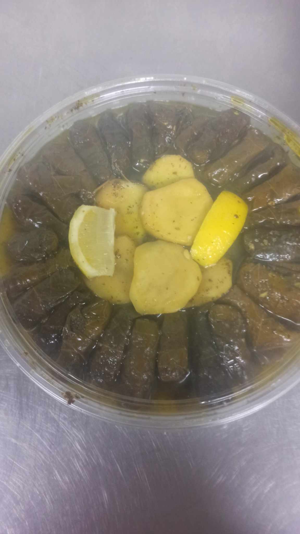 مؤكلات محشي ورق عنب طازج ولذيذ