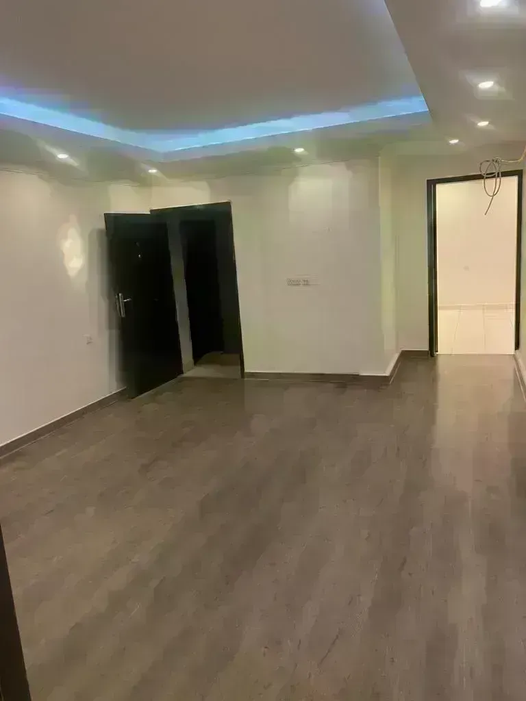 للايجار روف ديلوكس