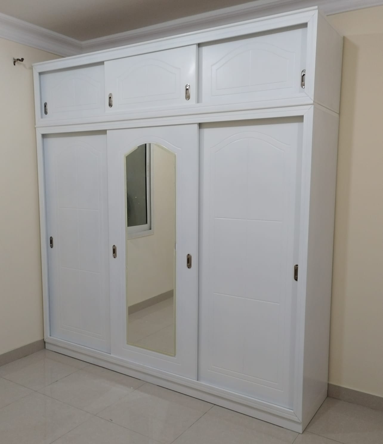 Bed and mattress and cupboard selling