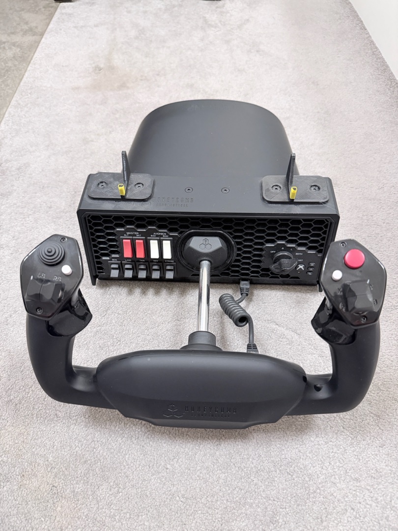 Honeycomb Alpha Flight Controls