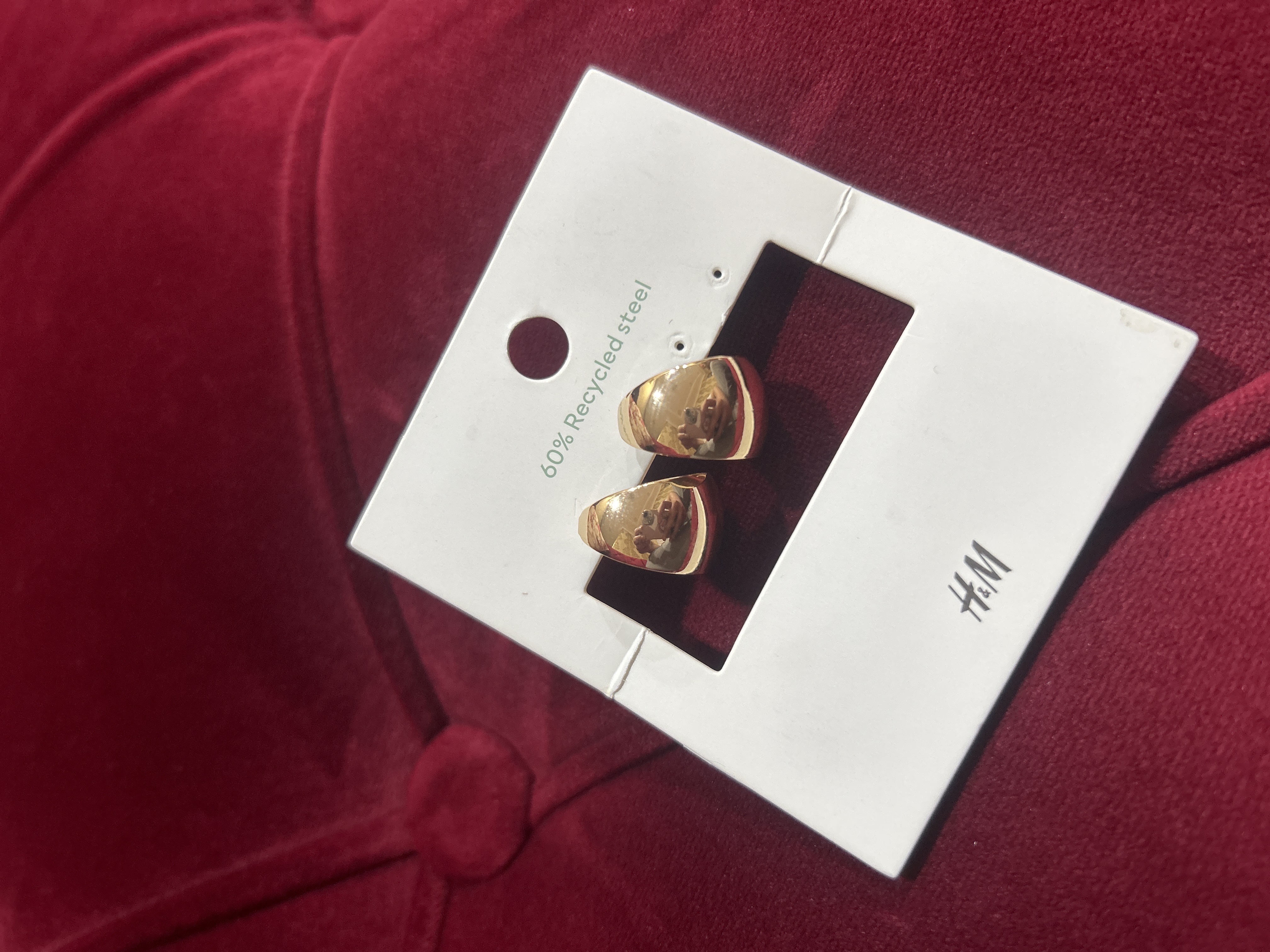 حلق من ماركة h&M