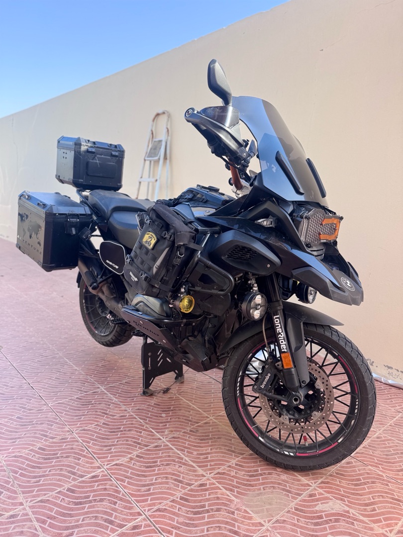 للبيع سيكل ادفنجر  2017. gs1200. BMW