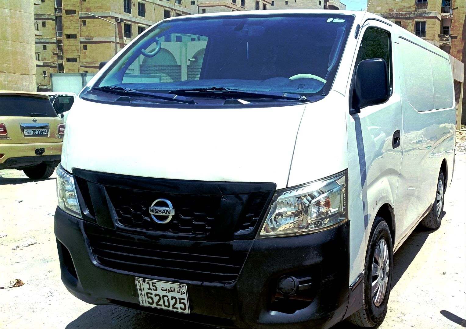 Nissan box van 2015