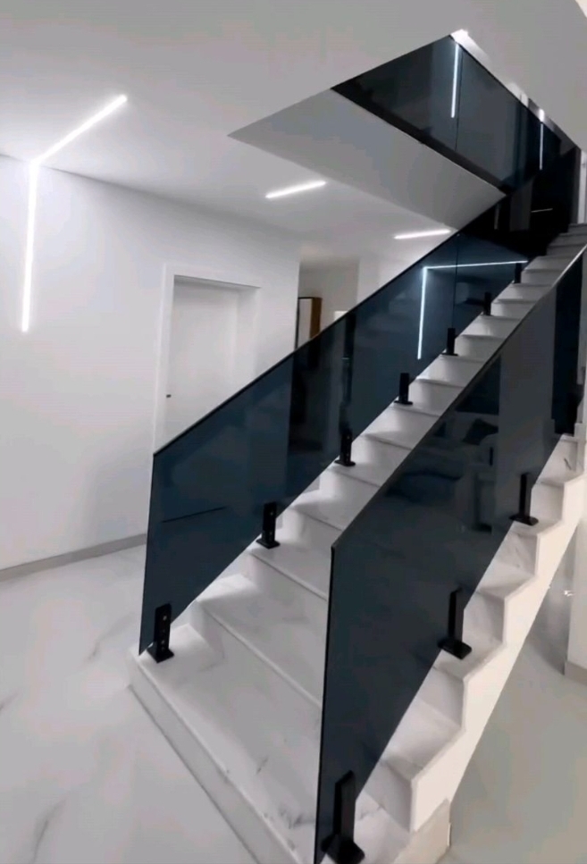زجاج سكريت شاور مريا دبزين