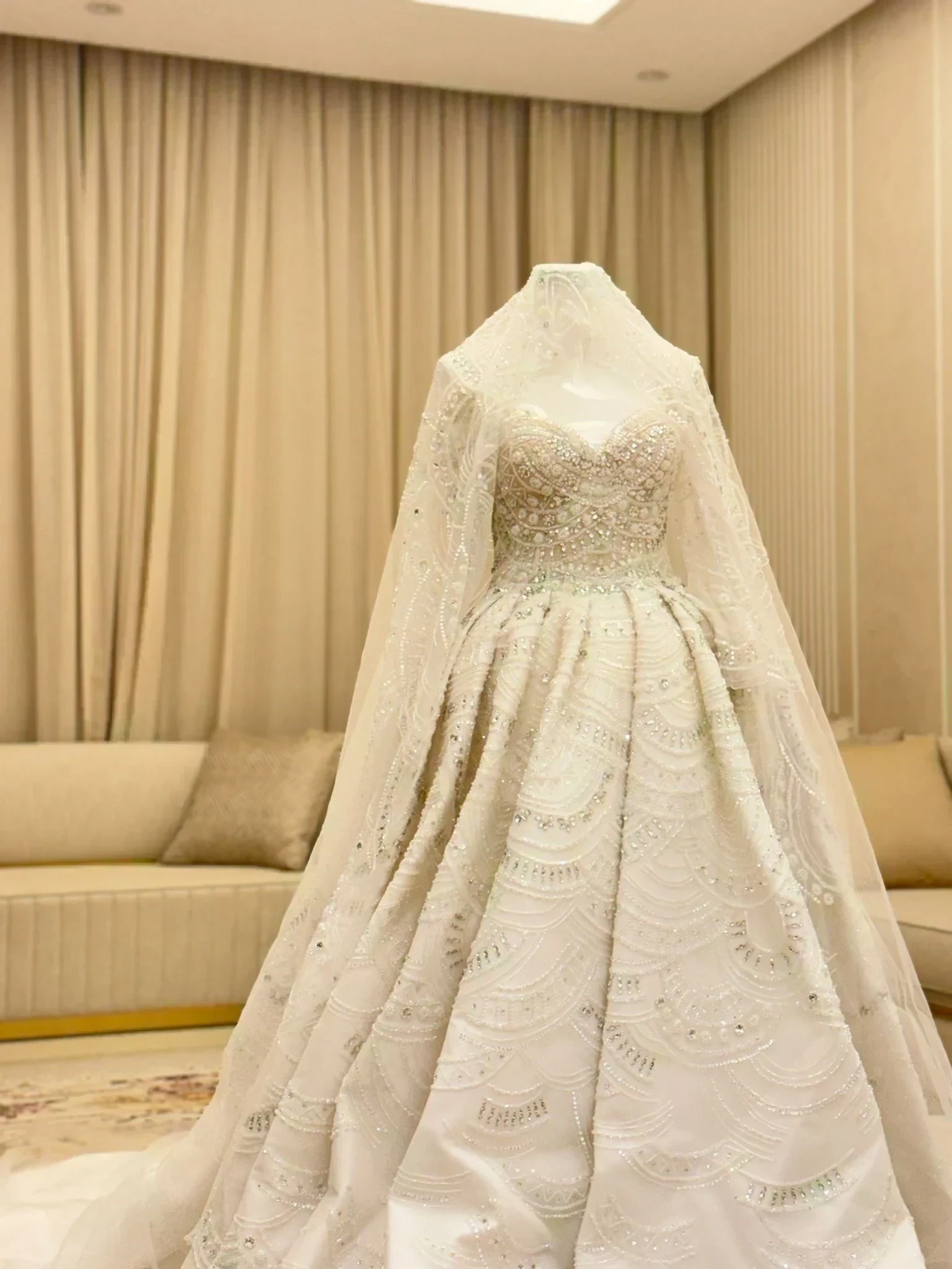 فستان زفاف عروس