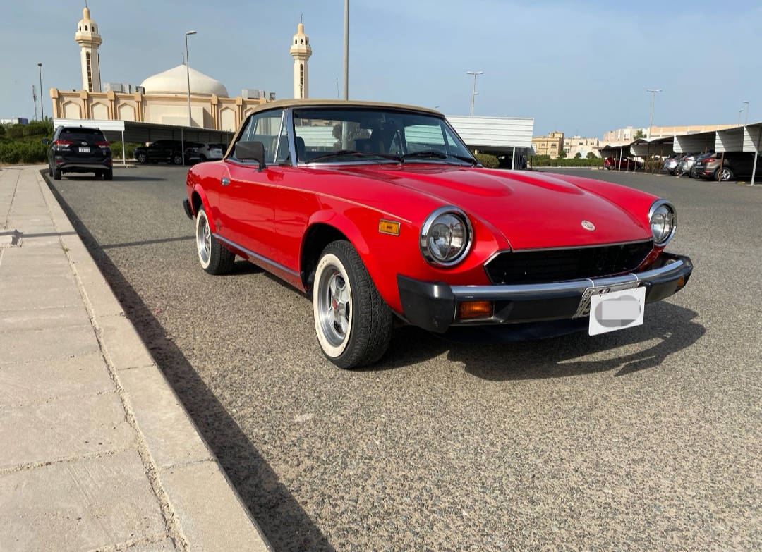 fiat spider 124