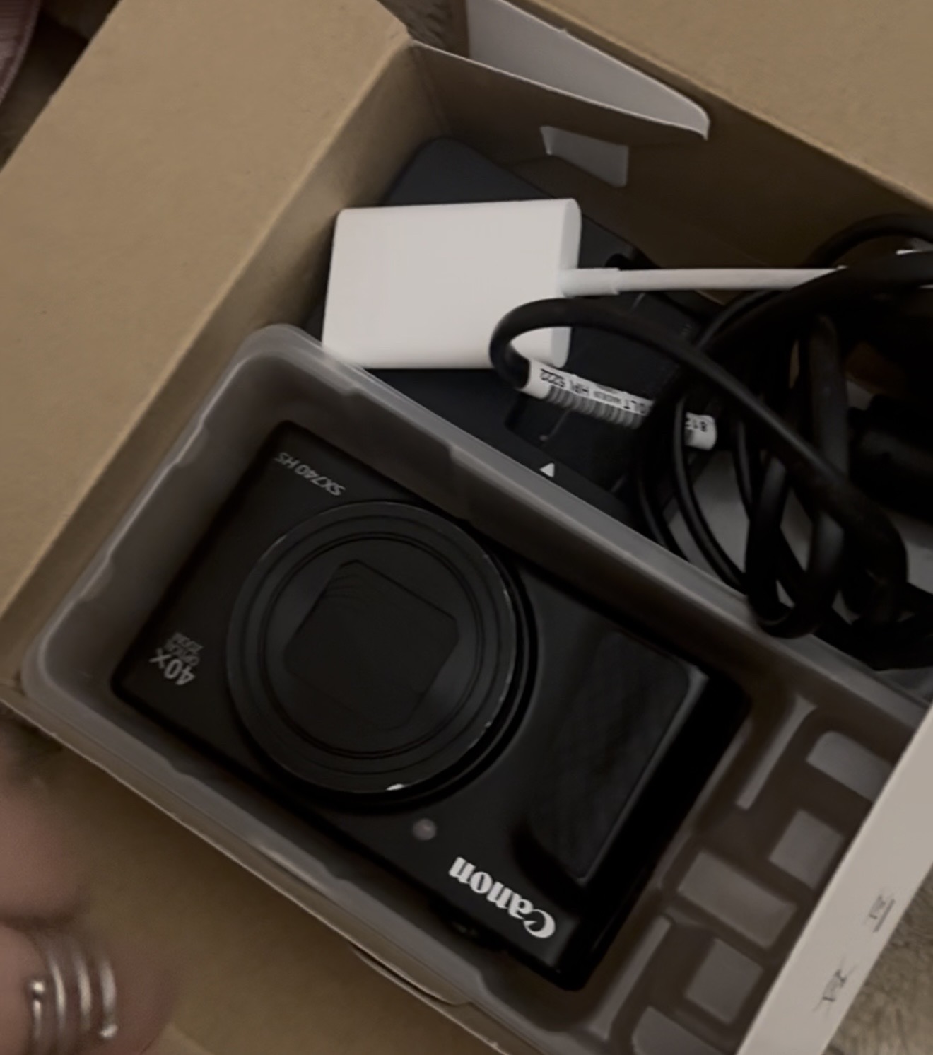 كاميرة sx740كانون