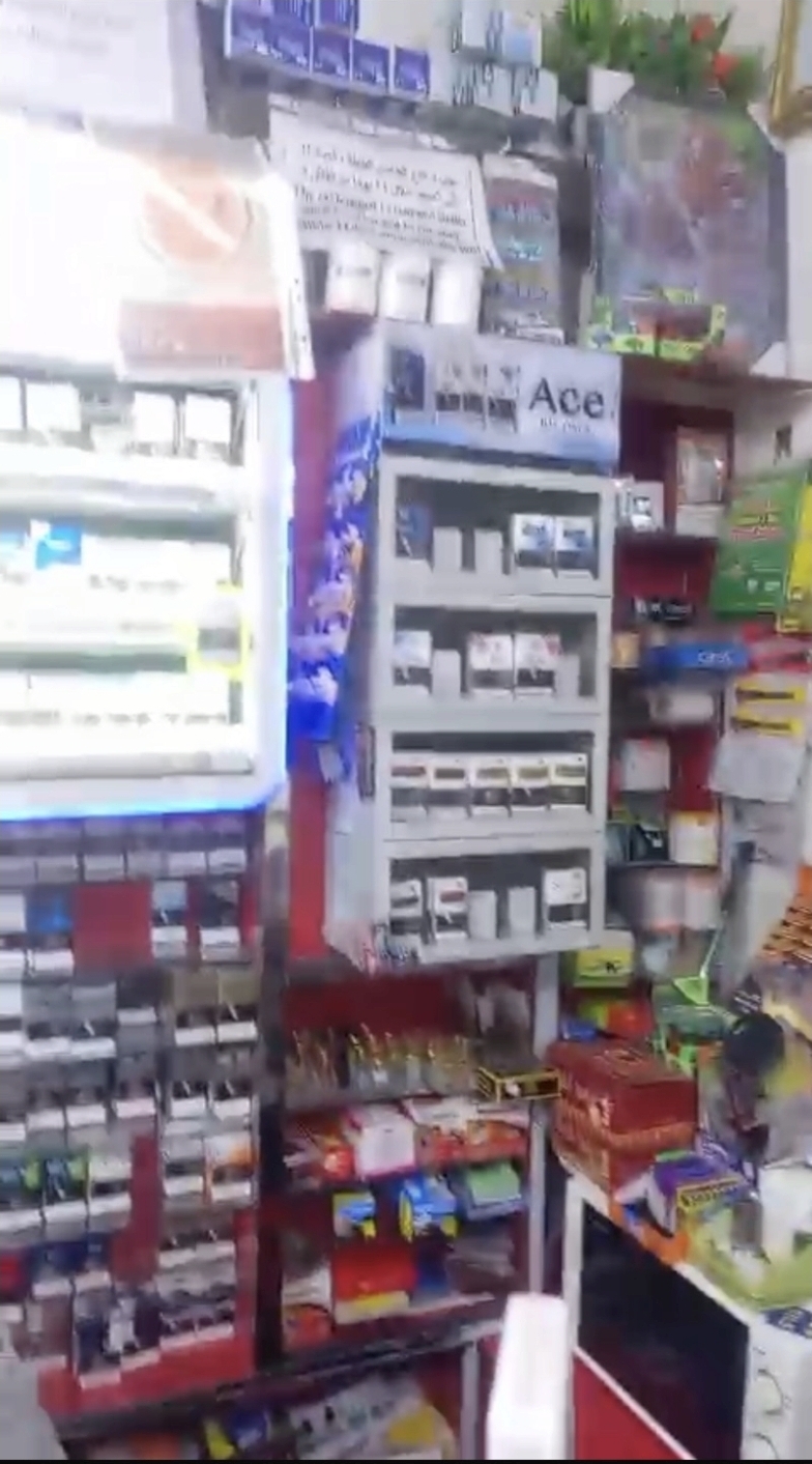 محل بقالة للبيع مدخول ممتاز