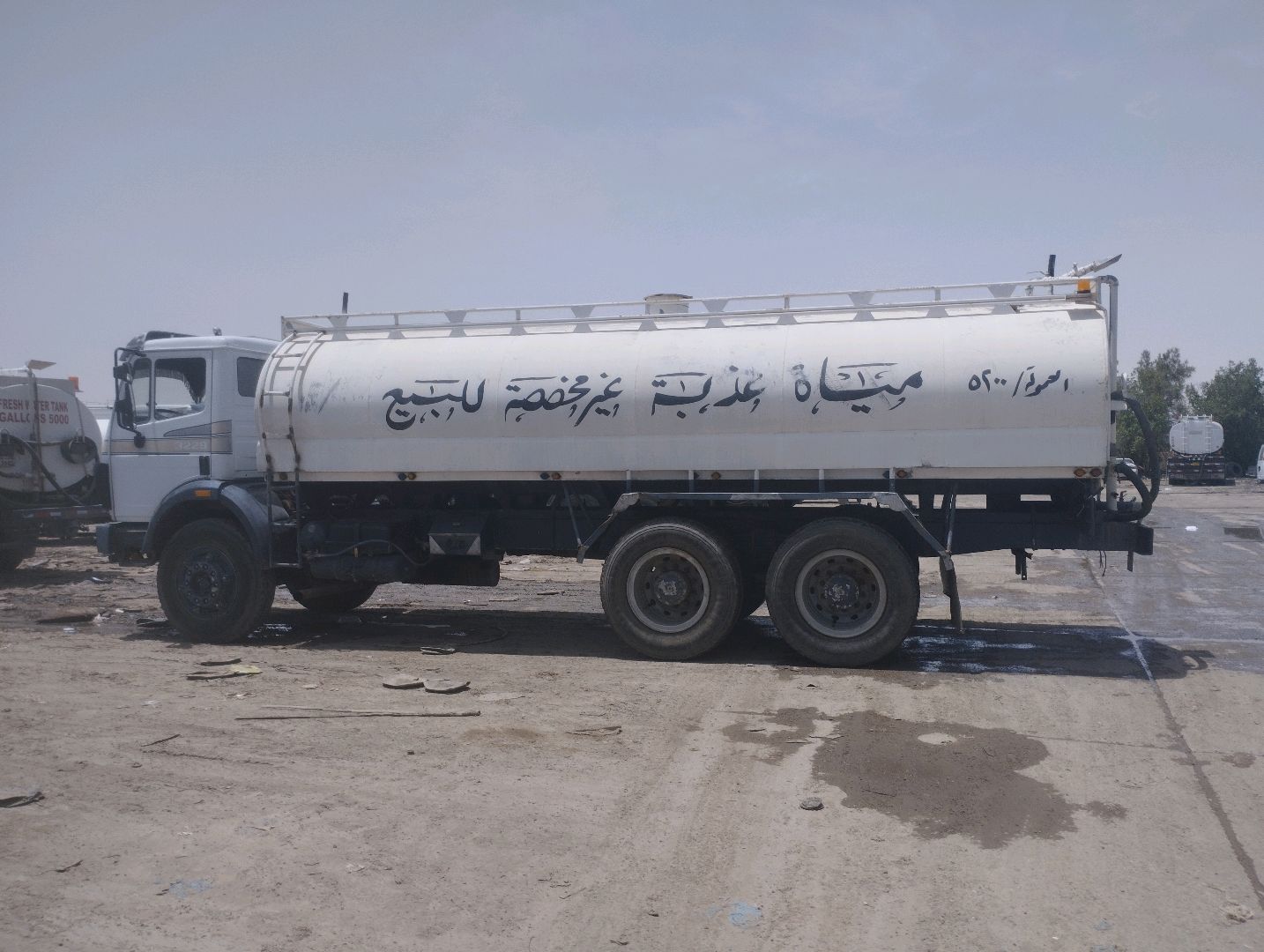 للبيع تنكر حمولة ٥٢٠٠
