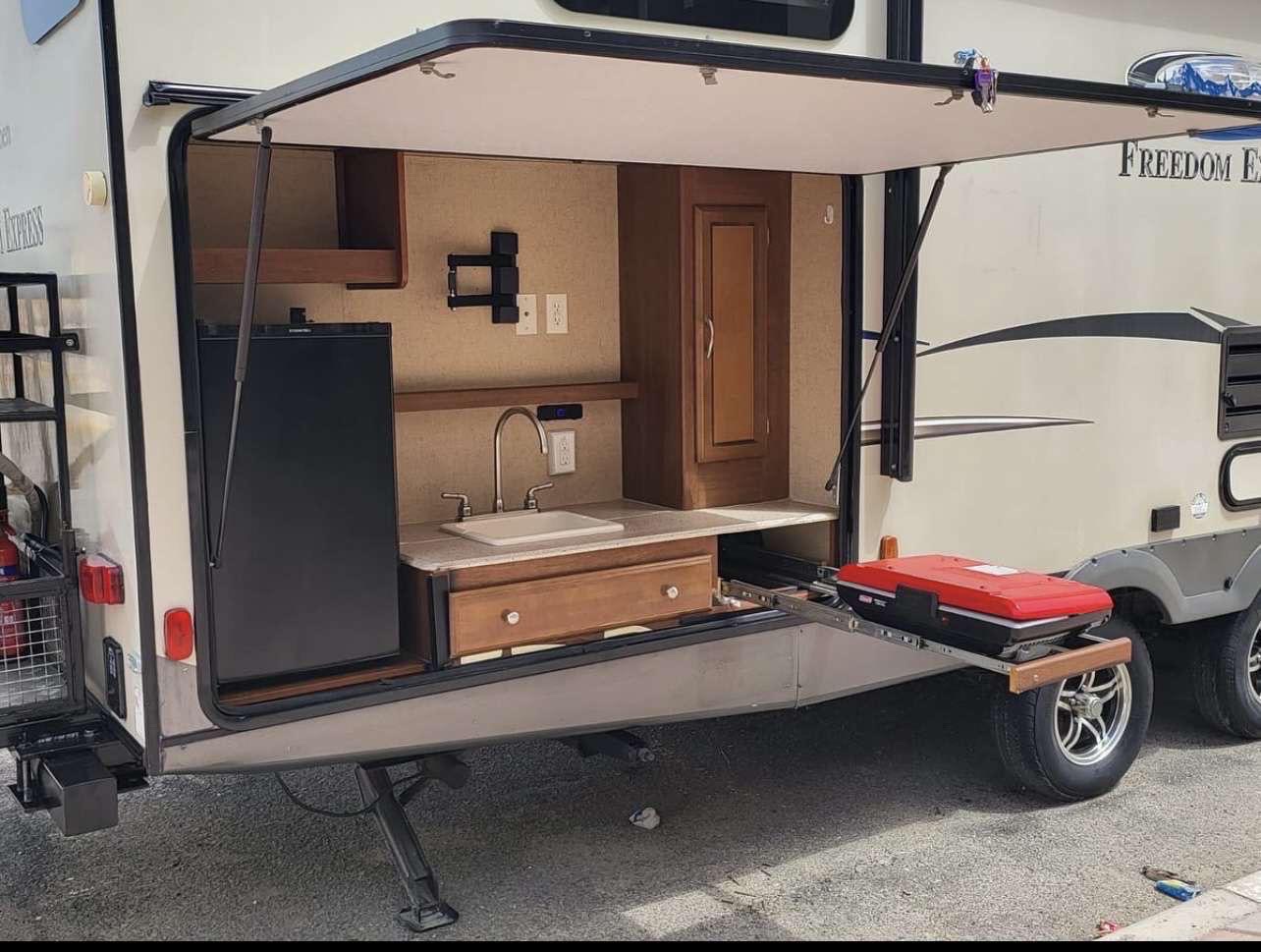 كرفان 2017 coachmen