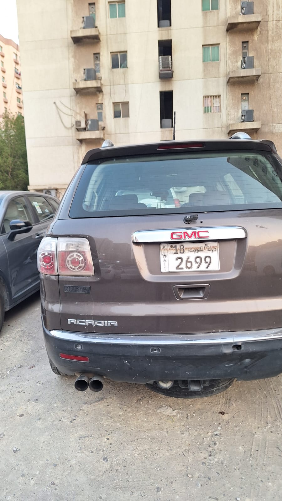 للبيع سياره جيمس اكاديا ٢٠٠٨