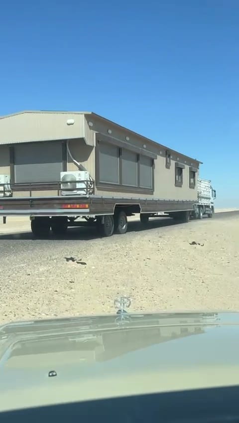 سحب شاليهات __نقل مخيمات __نقل عزبه __نقل غنم __((خدمه ٢٤ساعه ))